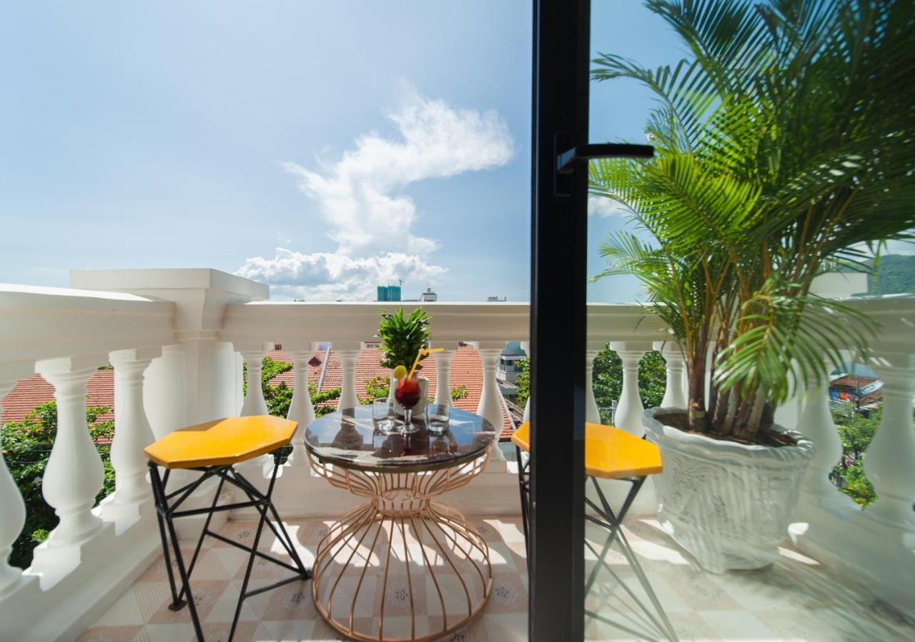 Uy Duong Hotel & Apartment - Nha Trang Exteriör bild