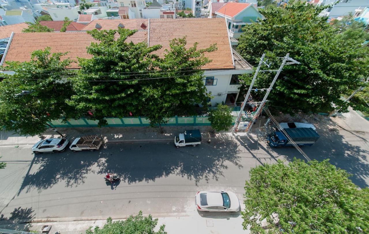 Uy Duong Hotel & Apartment - Nha Trang Exteriör bild