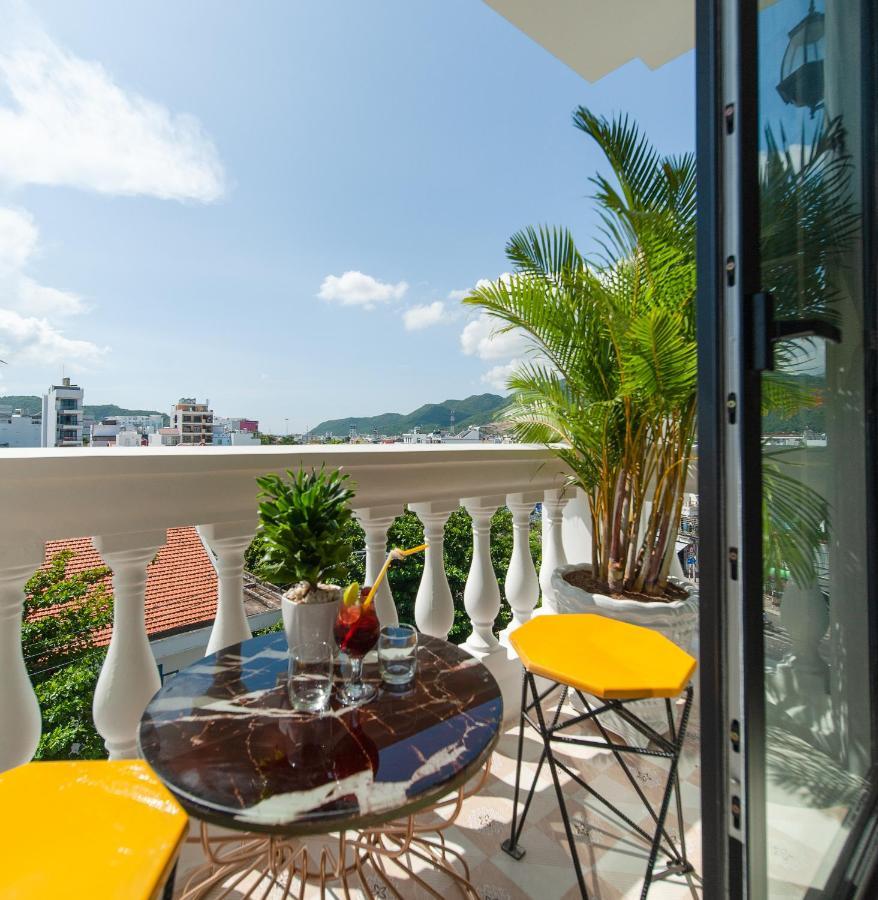 Uy Duong Hotel & Apartment - Nha Trang Exteriör bild